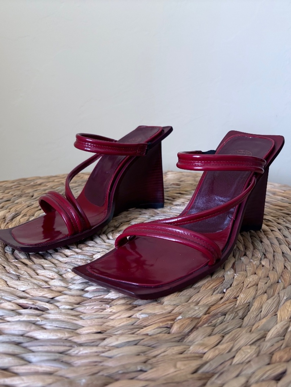 GIANNI BRAVO / genuine leather / Designer / 1990 / open toe wedge heels / 38